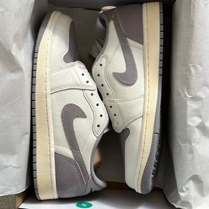 NIB Air Jordan 1 Retro Atmosphere Grey Low